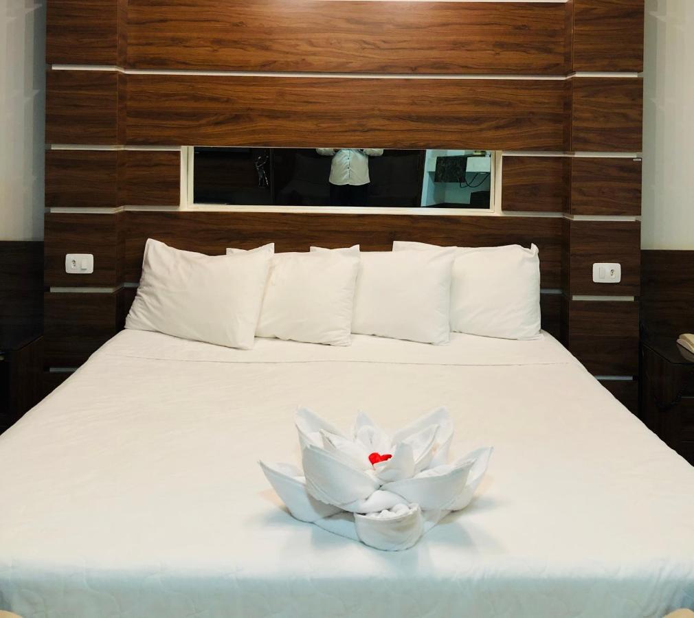 Shelton Palace Hotel Paranavaí Екстериор снимка