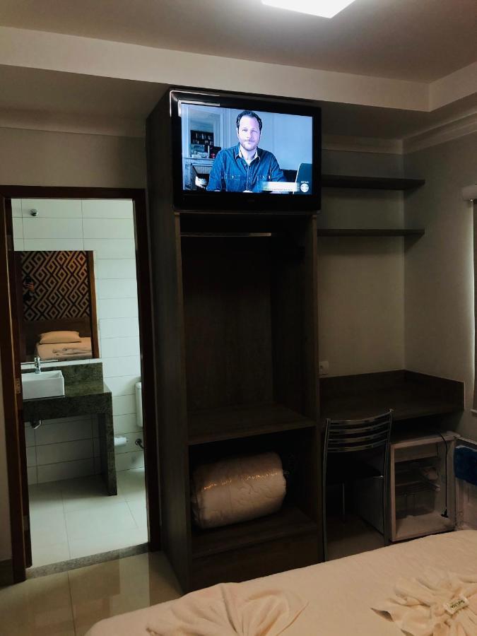 Shelton Palace Hotel Paranavaí Екстериор снимка